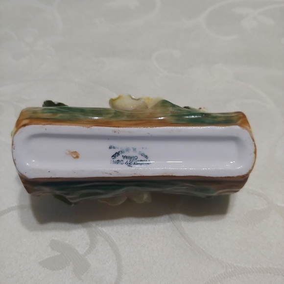 Thorley Bone China Log w/Flowers - Picture 8 of 10